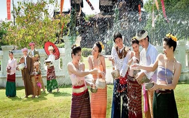 Sức hút của lễ hội Songkran