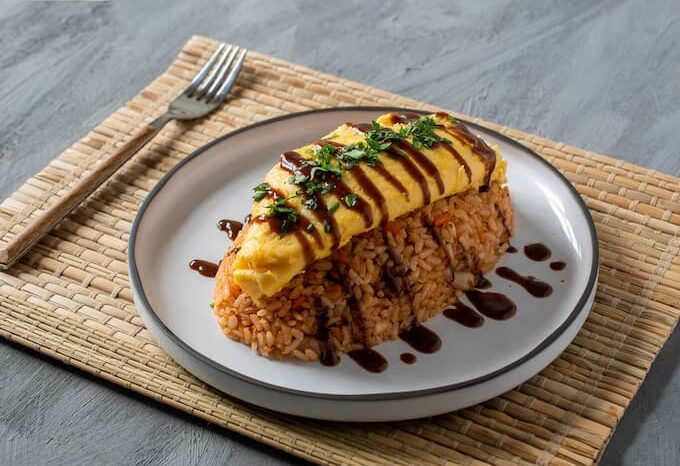 Omurice là món gì? Có nguồn gốc từ đâu? 