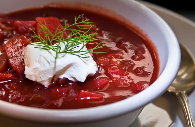 Có nhiều cách thưởng thức món súp Borscht